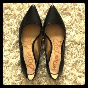 Sam Edelman pointy toe black flats size 7